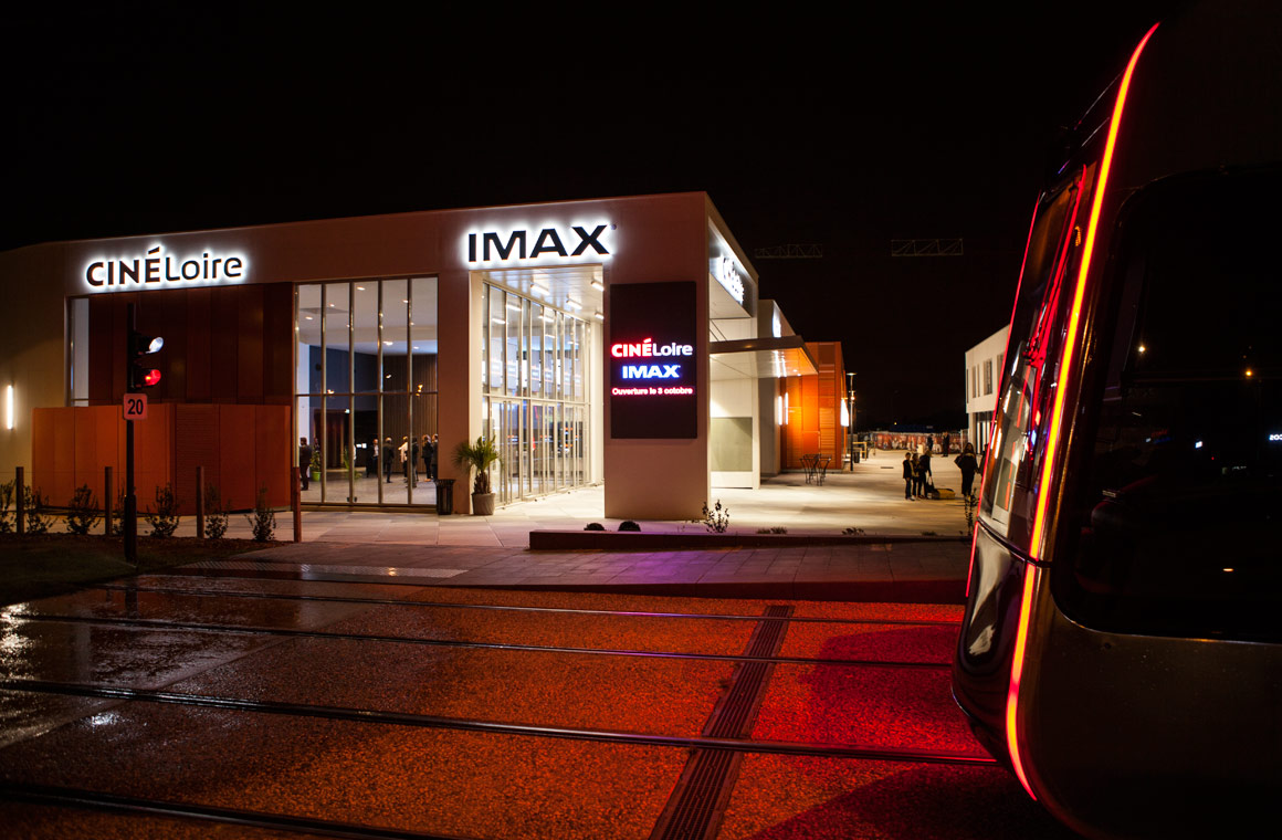 identité visuelle logo enseigne cineloire imax tours agence kubilai communication et design